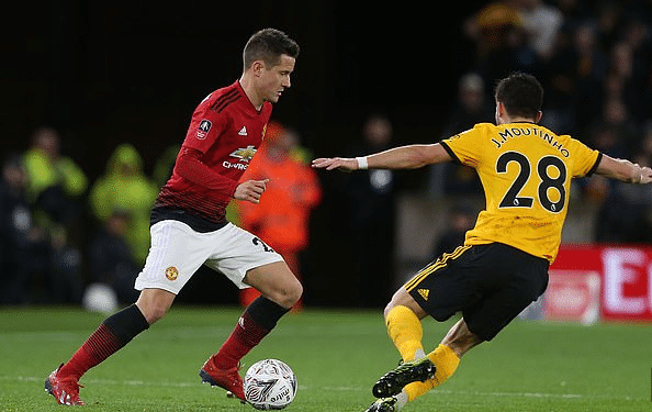 坚守岗位 坚守岗位